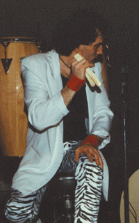 Mance playing bones